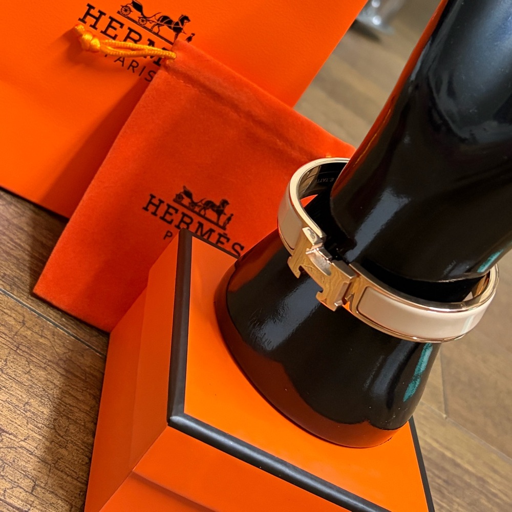 Hermes - Picture 5 of 10